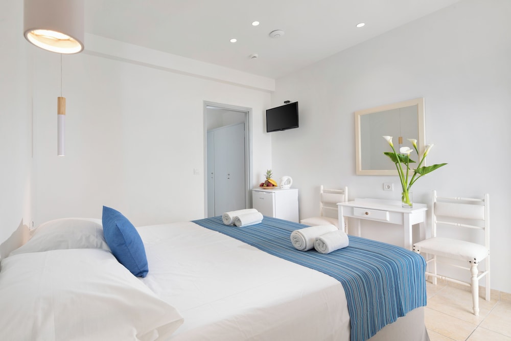 Classic, Double or Twin Bed, Balcony
