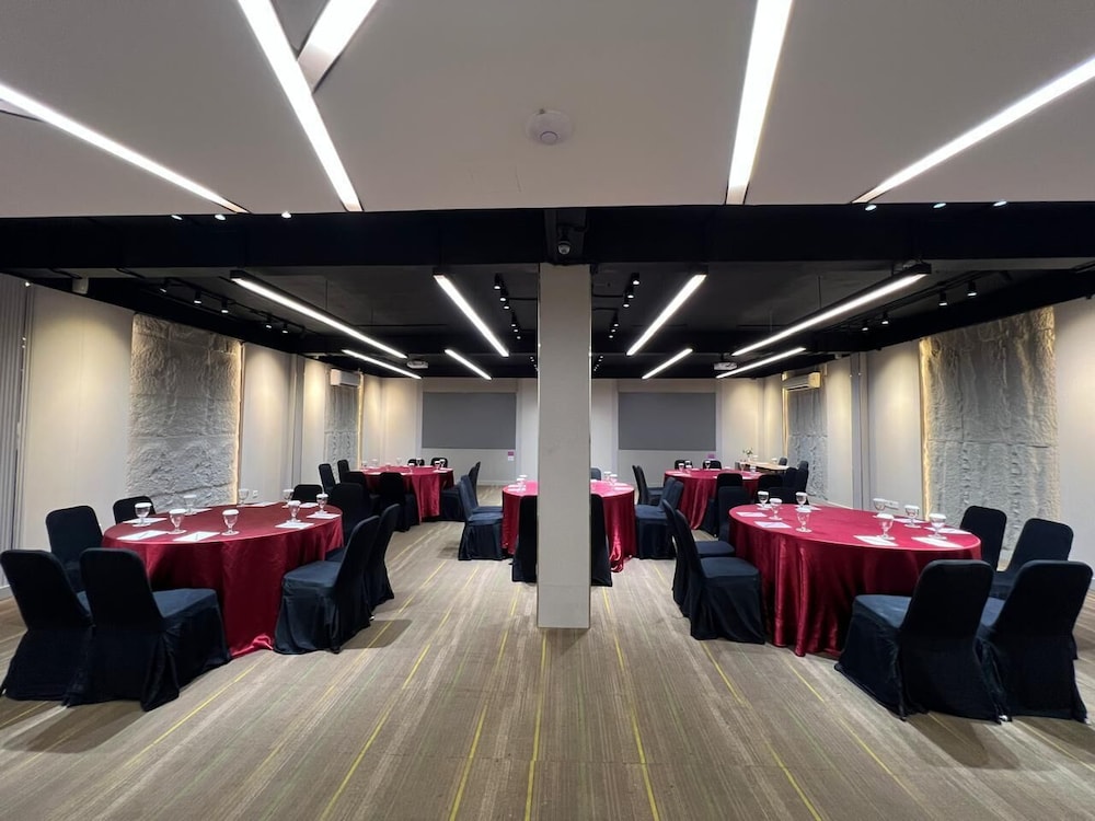 Midtown Xpress Balikpapan 51/55
