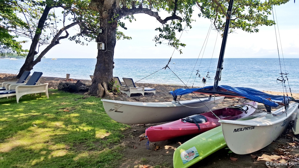 Mikes Dauin Beach Resort 45/70