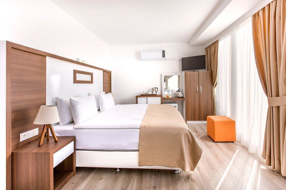 SUITE, DOUBLE BED, SEA VIEW, HOT TUB