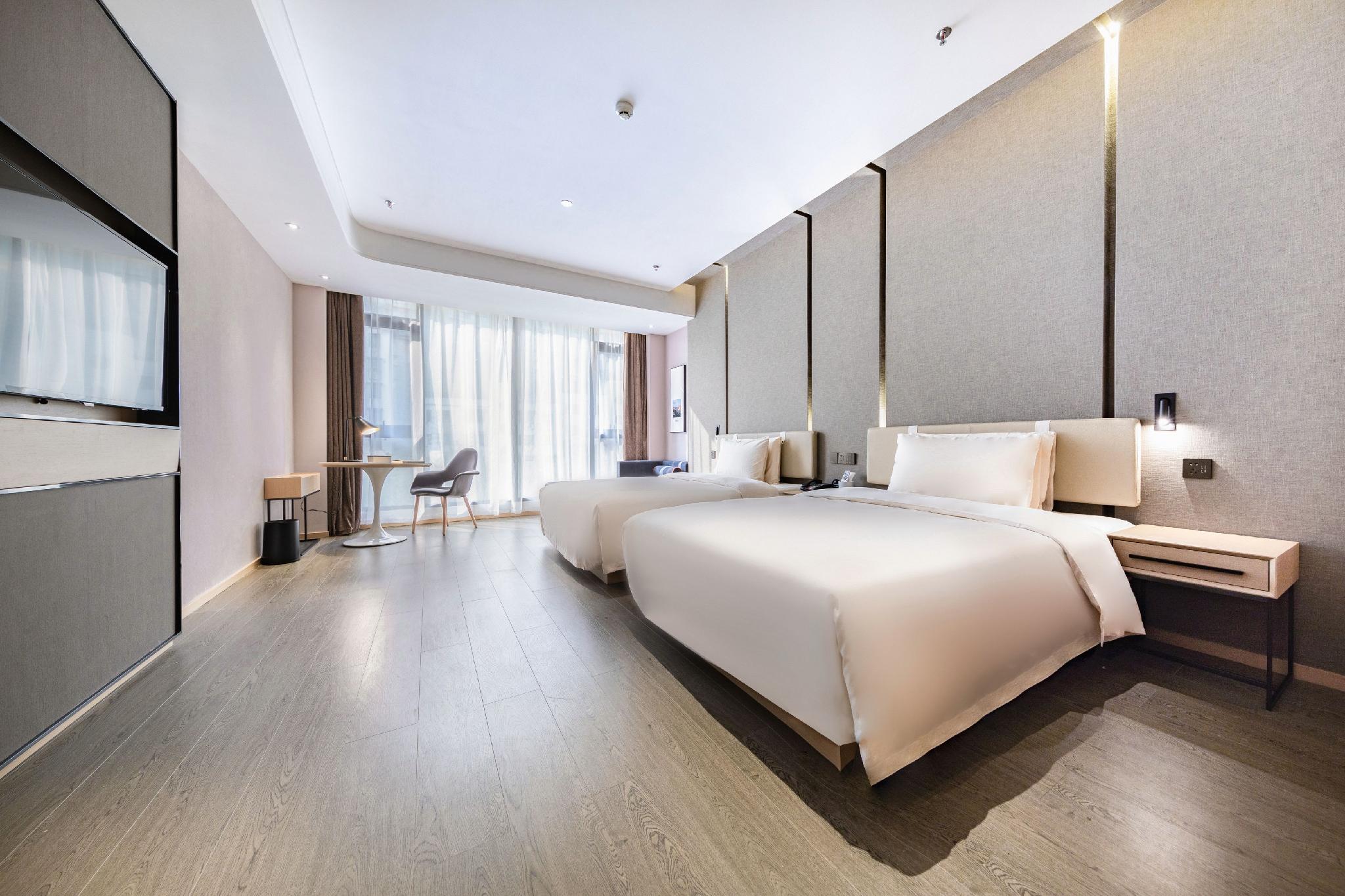Elegant, Twin Beds