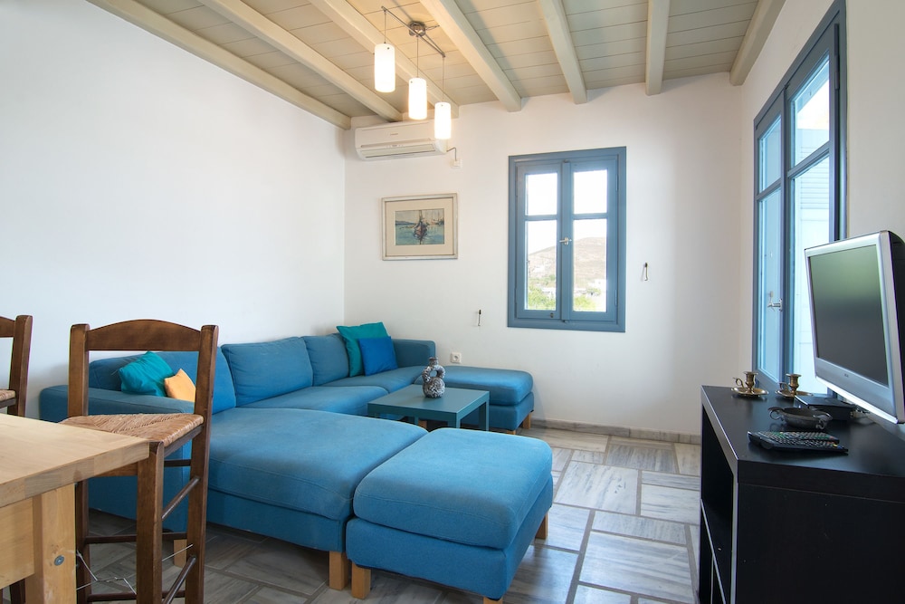 SERIFOS BEACH HOTEL 31/50