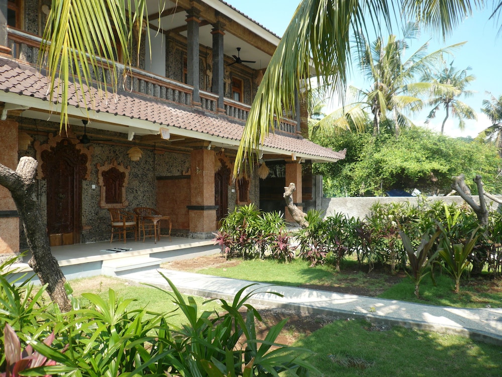 Vienna Beach Resort 65/69