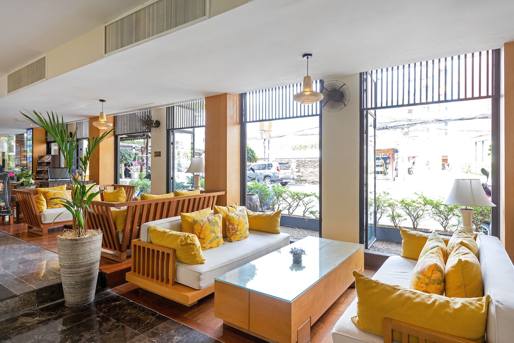 Sawaddi Patong Resort & Spa 54/75