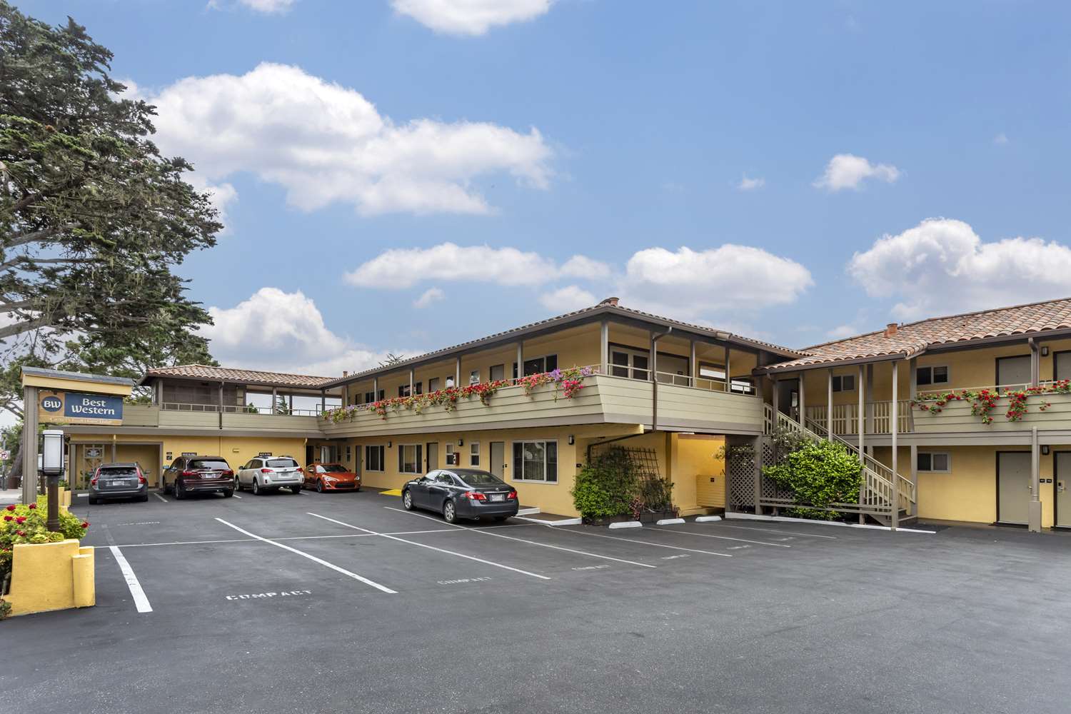 Best Western Carmel S Town House Lodge 37/40