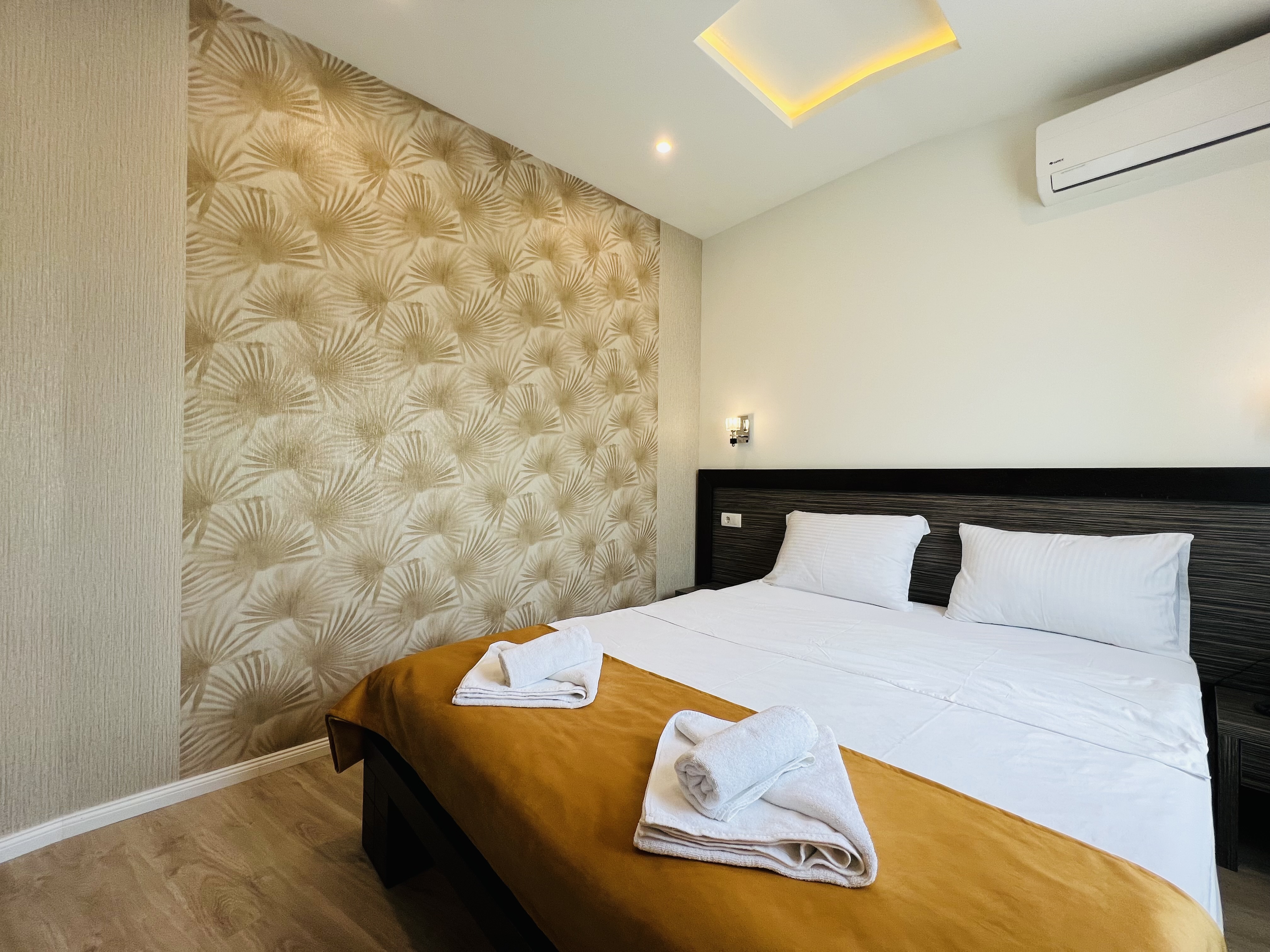 ECONOMY, DOUBLE BED