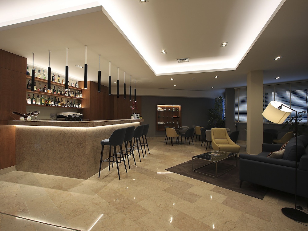 Consolata Hotel 38/50