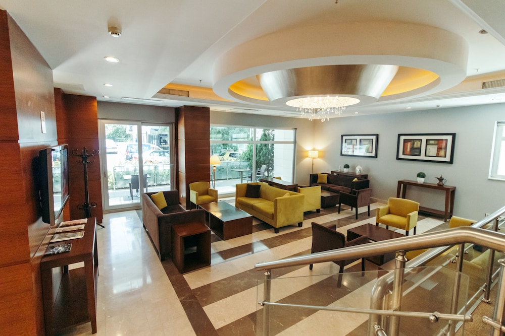 Ck Farabi Hotel 40/65