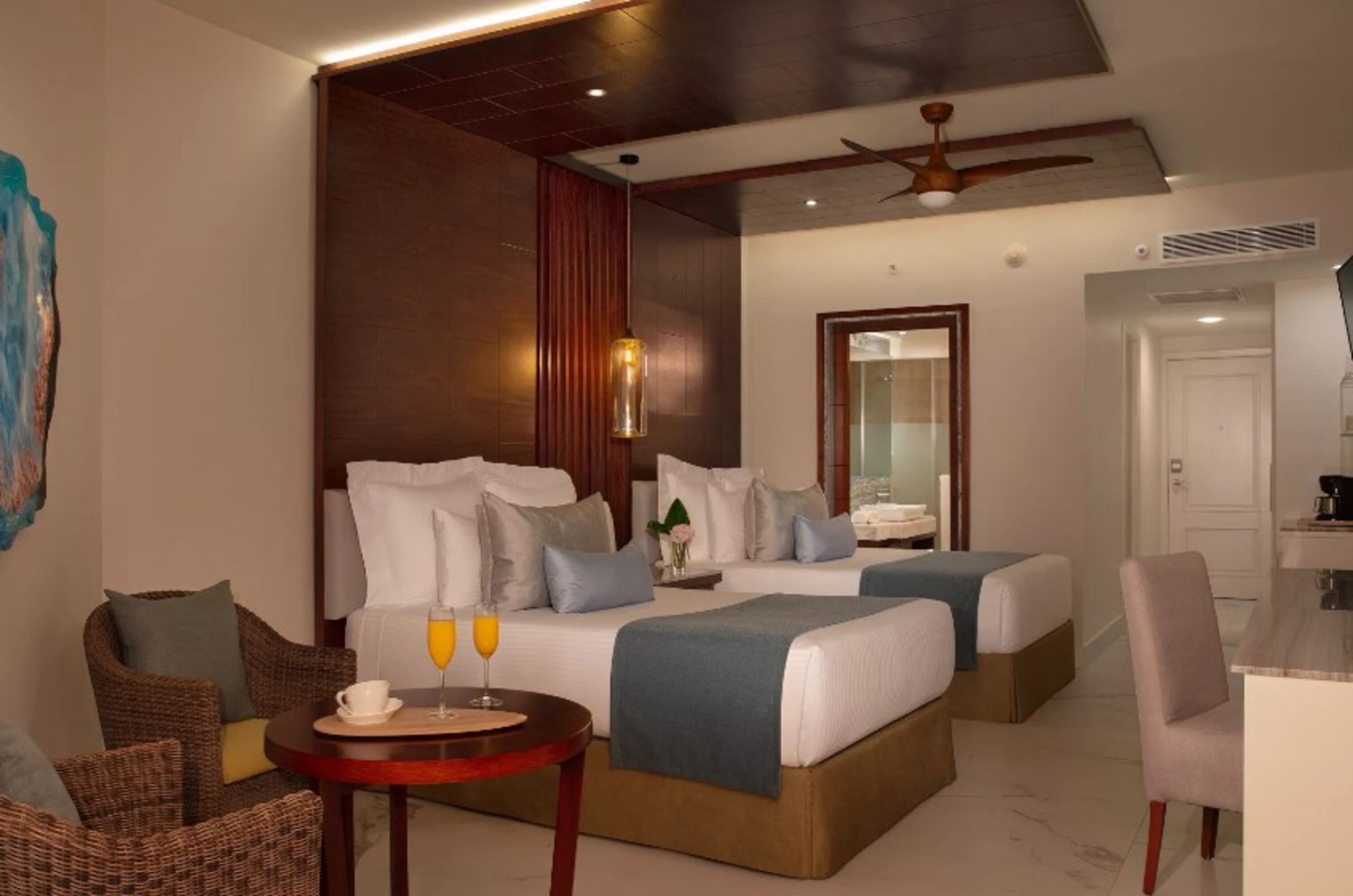 Junior Suite, 2 Double Beds, Tropical View