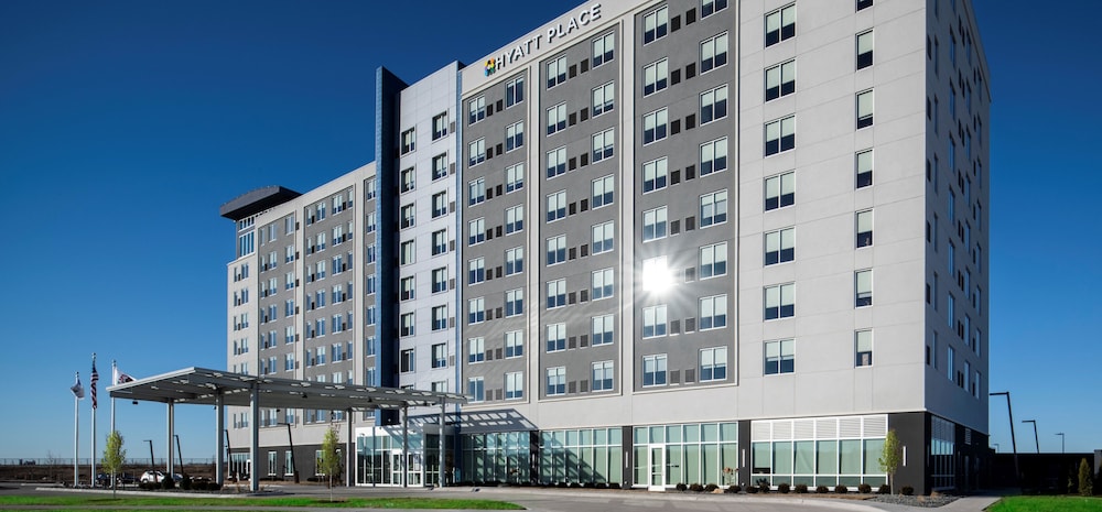 Hyatt Place East Moline/Quad Cities 6/54