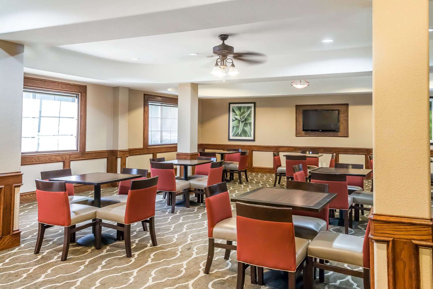 MainStay Suites Edinburg South 33/41