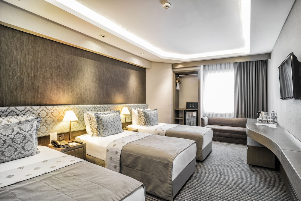 AHC Grand Bazaar Hotel 18/64