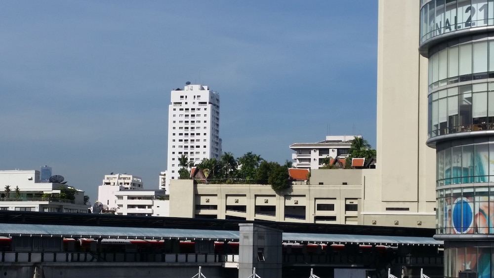 W 21 Hotel Bangkok 7/50