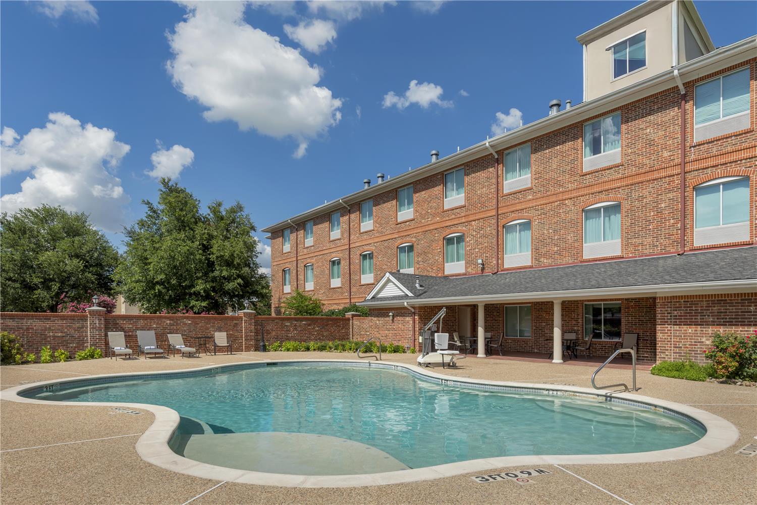 Best Western Plus Waxahachie Inn and Suites 13/13