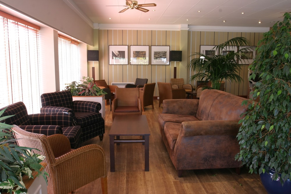 Eight Acres Hotel 18/39