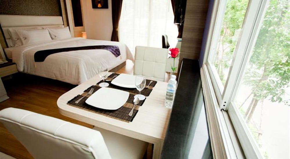 Aspira Suites Sukhumvit 20 30/50