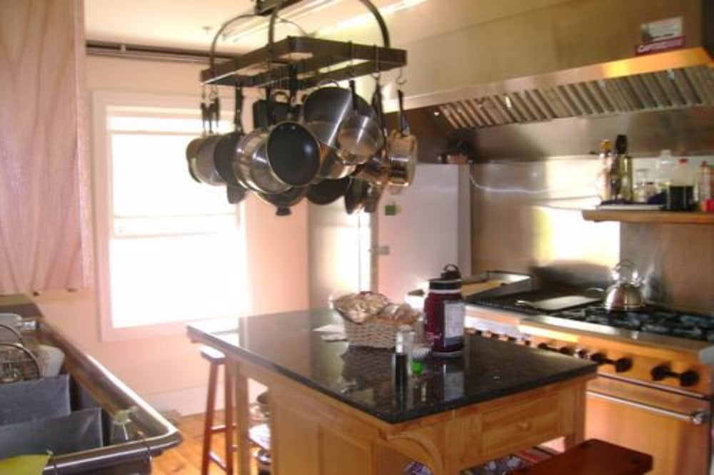 Elmere House Bed and Breakfast 11/50