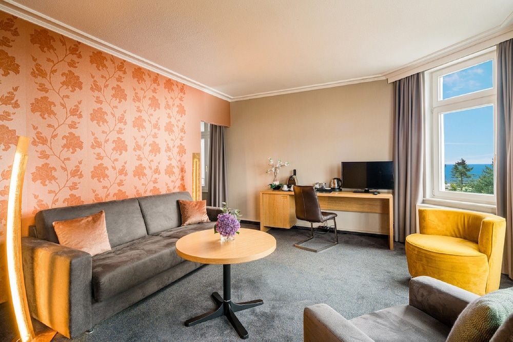 Hotel Residenz Waldkrone Kuehlungsborn 30/35