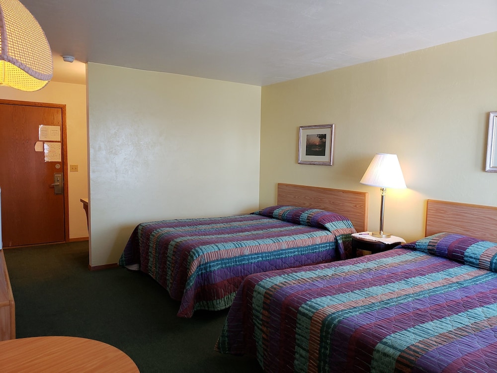 Algoma Beach Motel 4/35