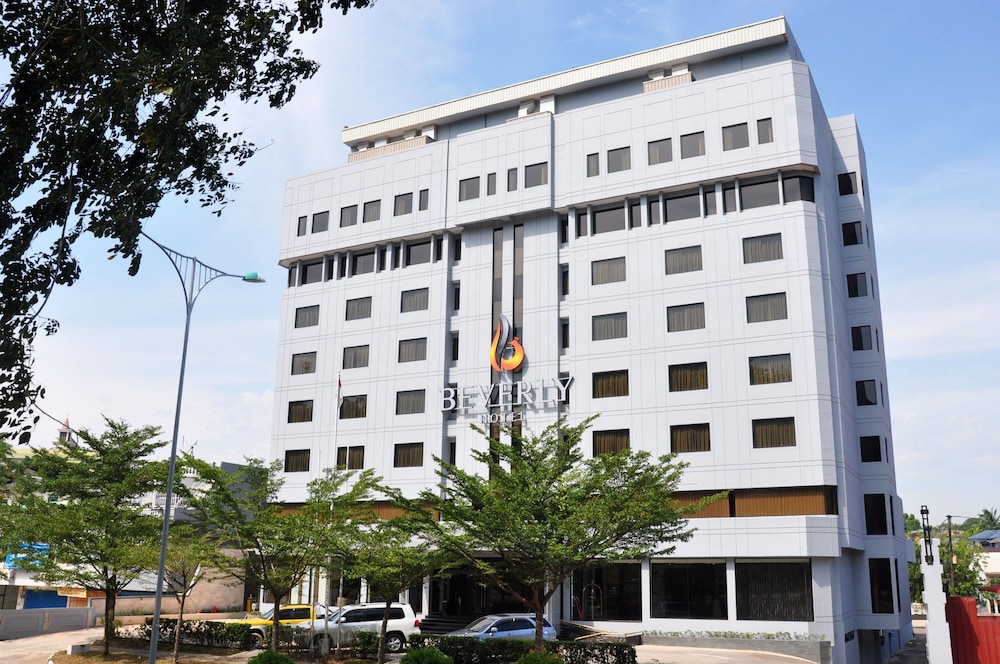 Beverly Hotel Batam photo5