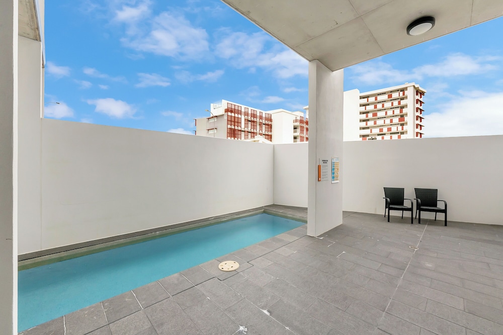 Central Holborn Apartments 33/71