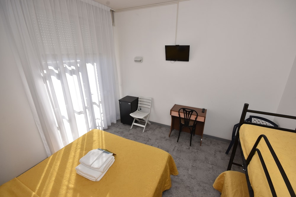 Hotel Suprem 35/47