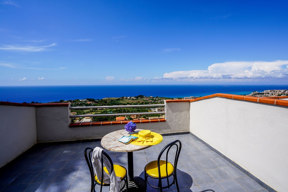 HOTEL ORRIZONTE BLU 47/47