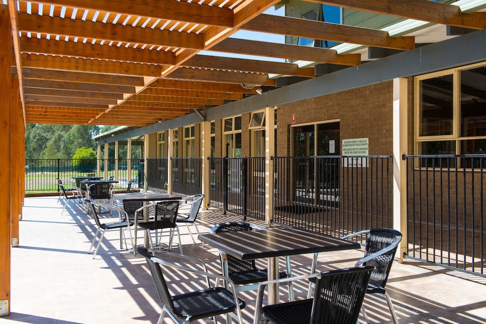 Mansfield Country Resort 5/49