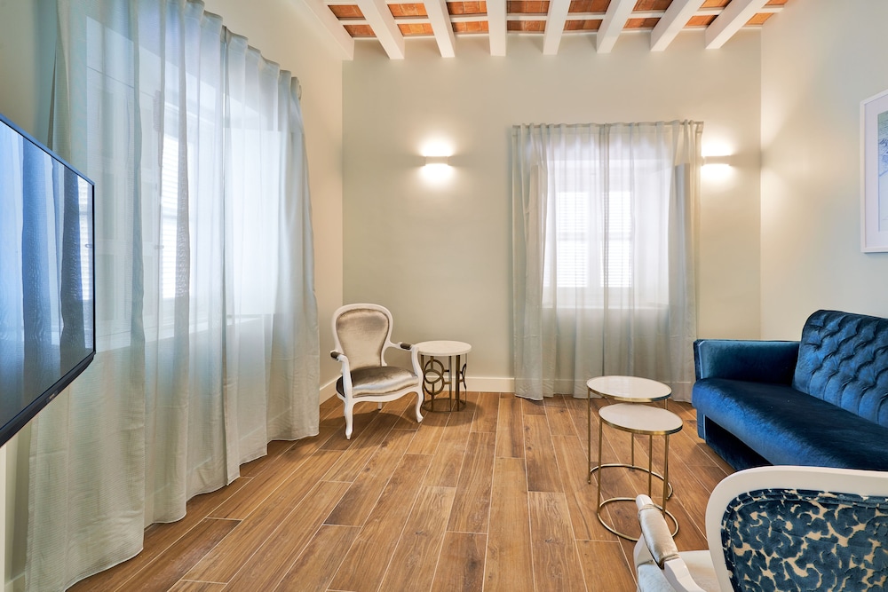 Tandem Palacio Veedor de Galeras Suites 53/73