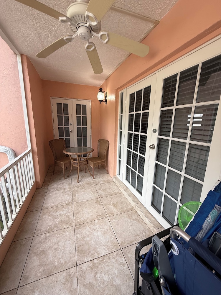 Siesta Key Inn 4/50