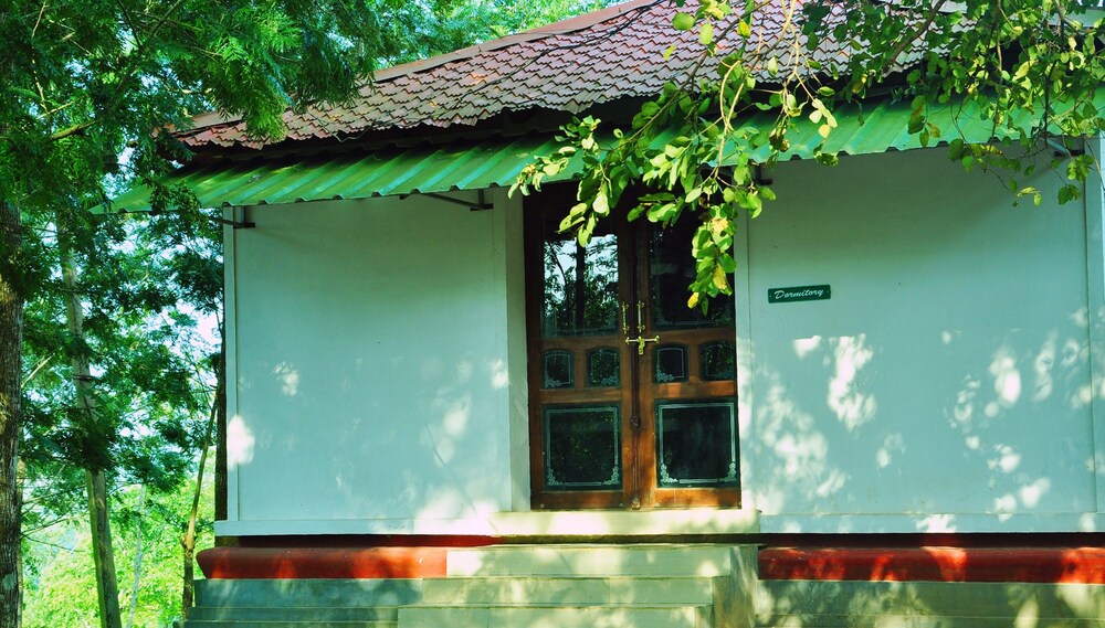 PUNARJANI AYURVEDIC RESORTS 9/64