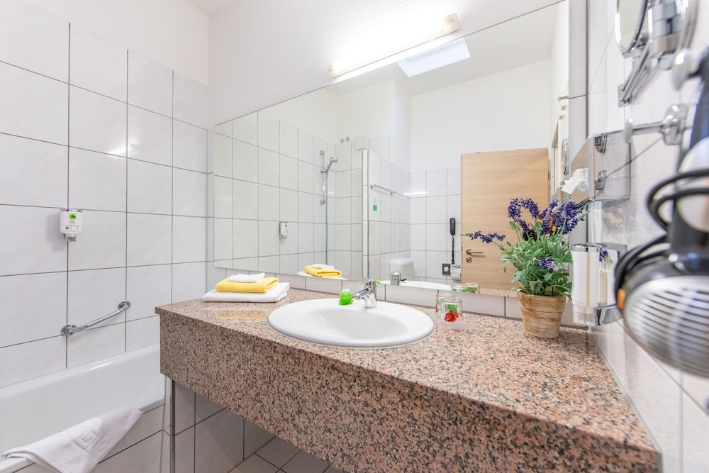 CONTEL HOTEL KOBLENZ 50/52