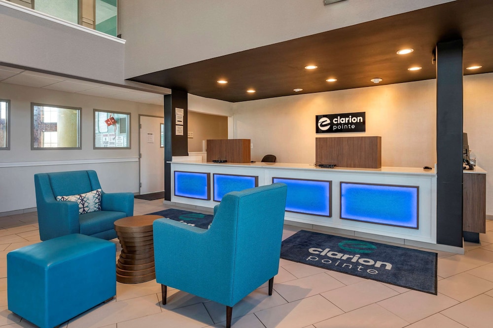 Clarion Pointe Indianapolis Airport 8/64