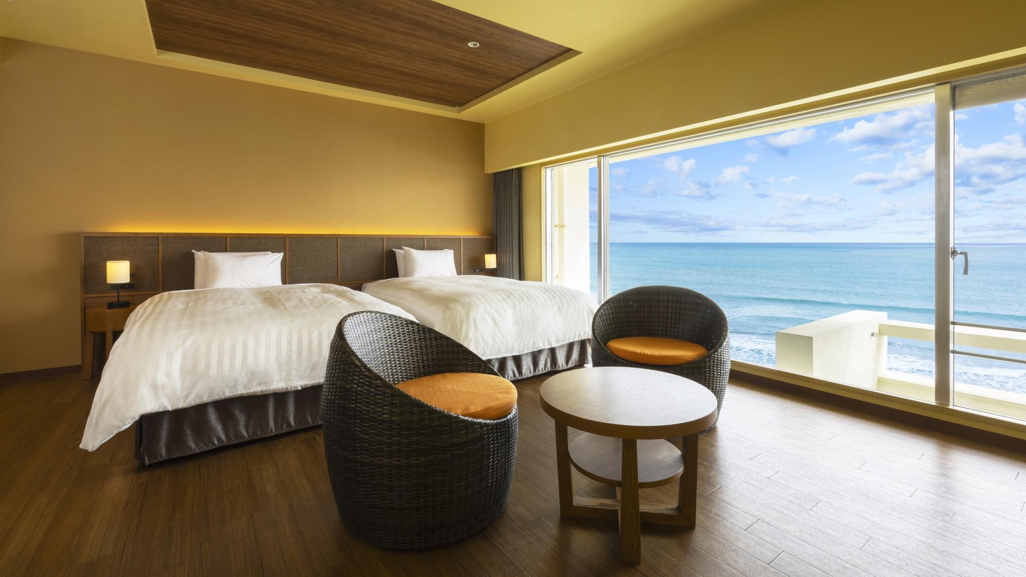 Premium, Twin Beds, Ocean Front, Bathtub