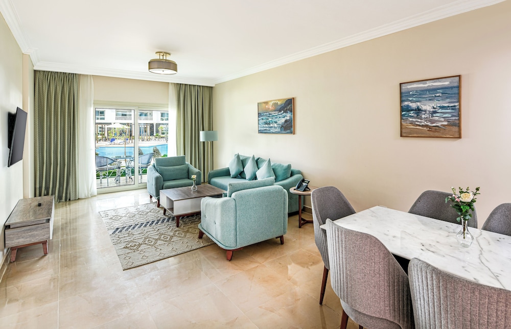 Azur One Eleven – New Alamein 29/70