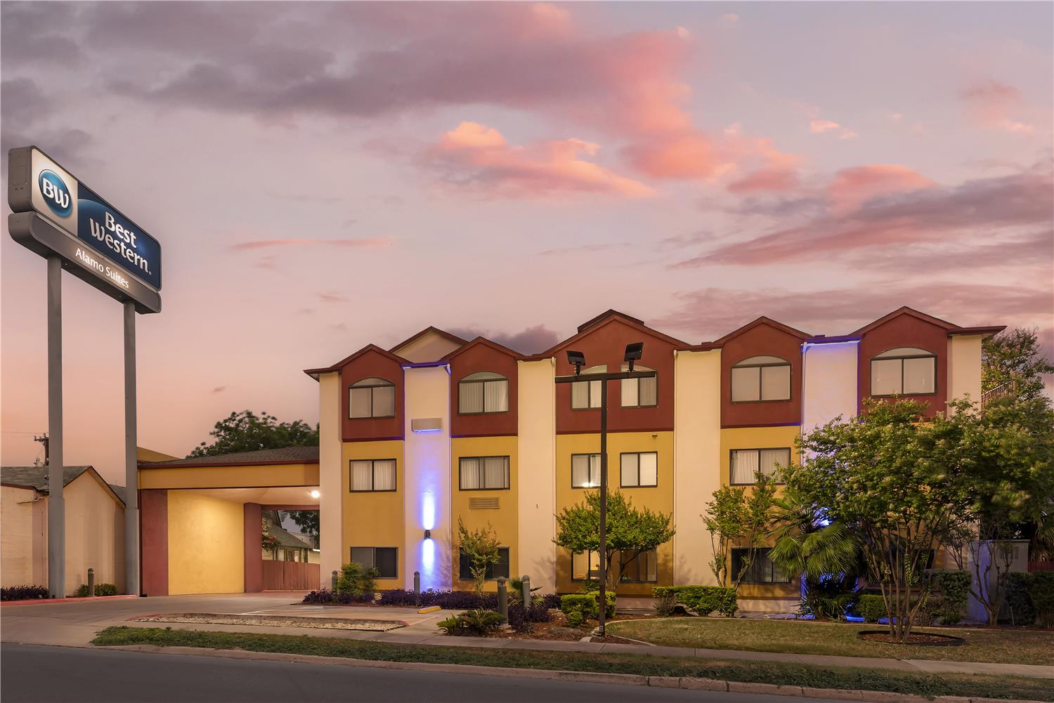 Best Western Alamo Suites 2/27