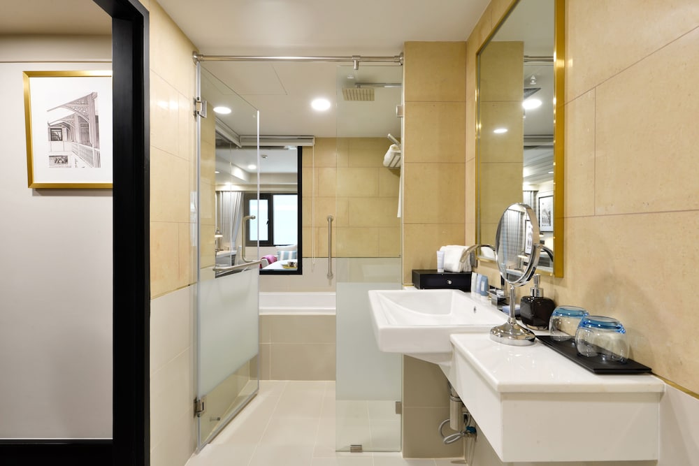 Oakwood Hotel and Residence Bangkok 19/57