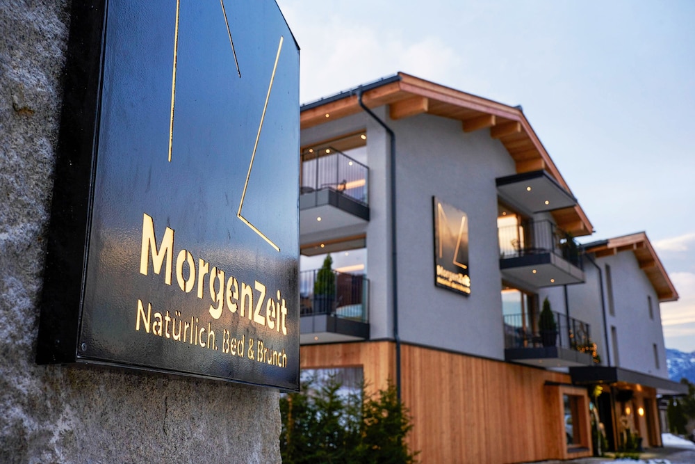 Hotel Morgenzeit 4/50