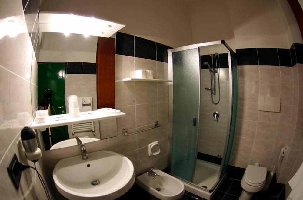 Hotel Iris Crillon 47/50