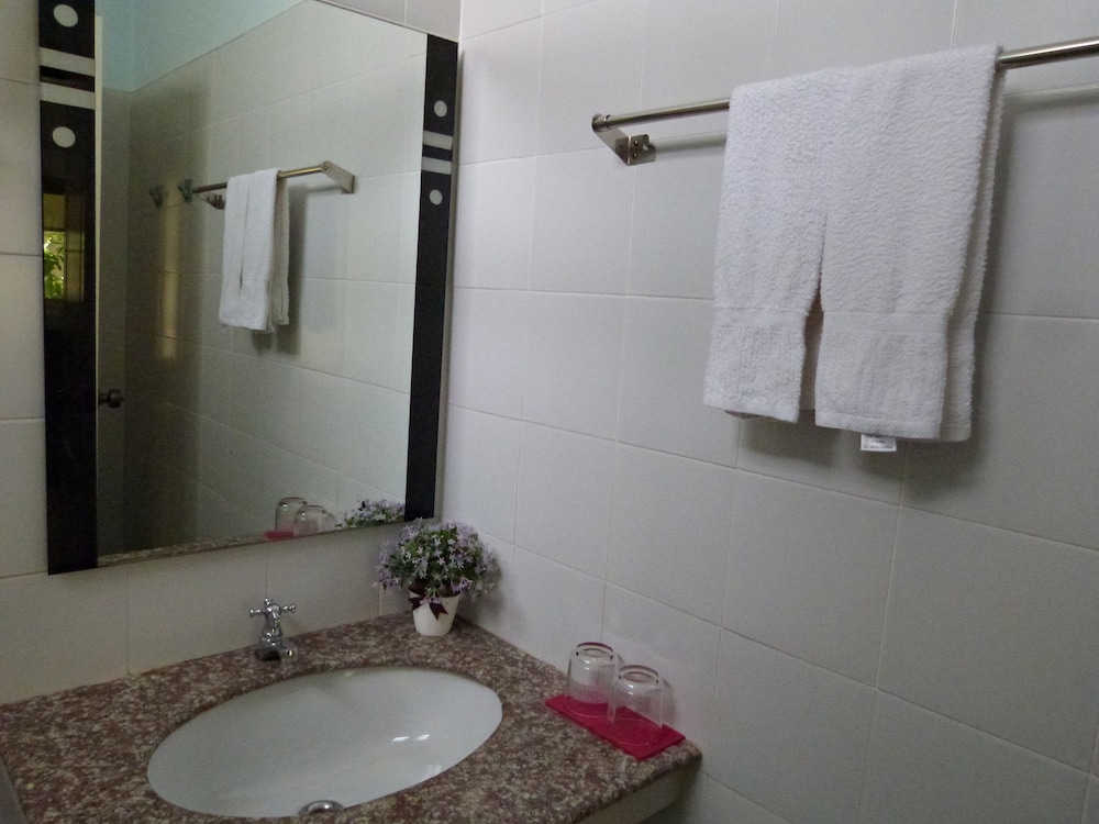 Bann Suan Rachawadee B&B 28/30