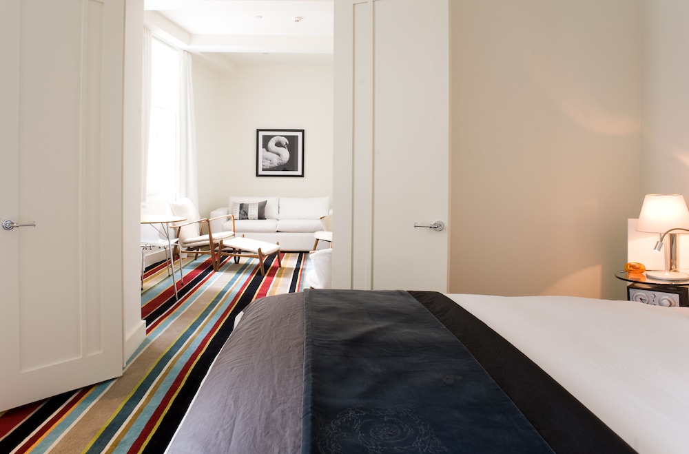 Hotel DeBrett 10/67