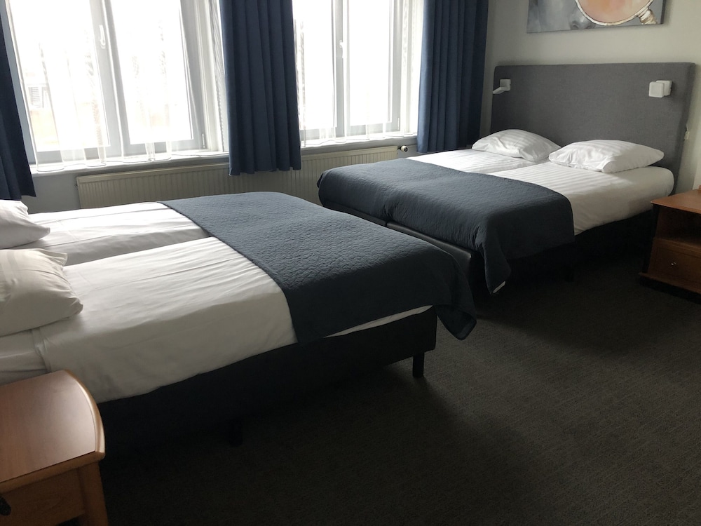Hotel Wilhelmina 9/37