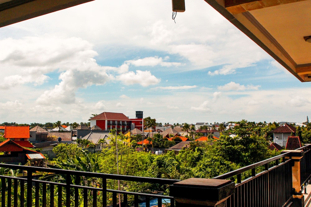 Putu Guest House 2 6/35