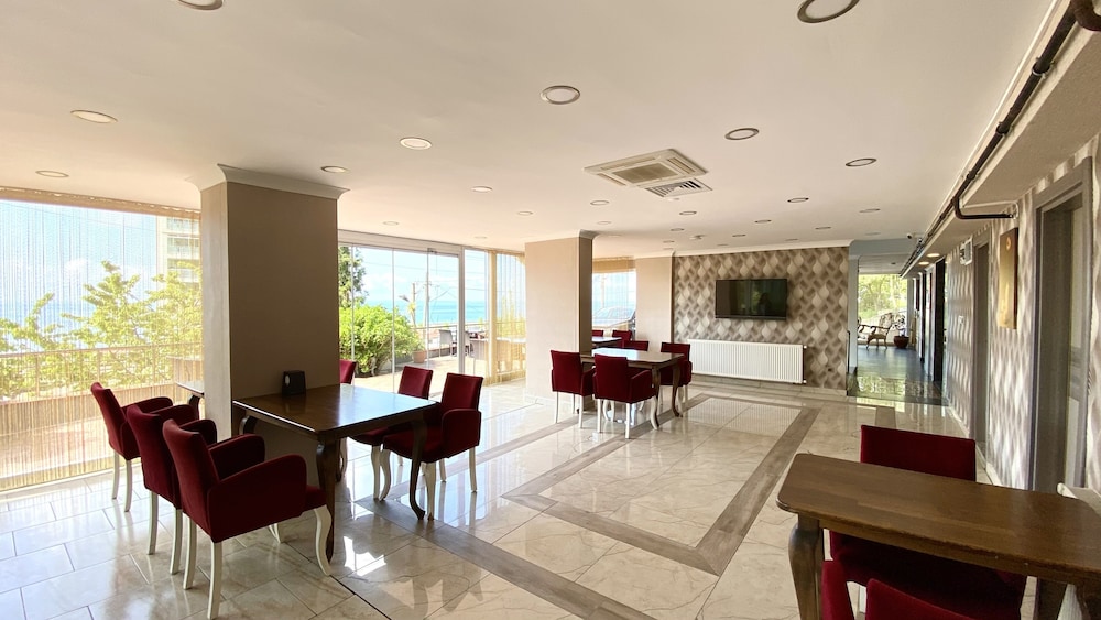 Caykent Suites Deluxe Hotel 31/50