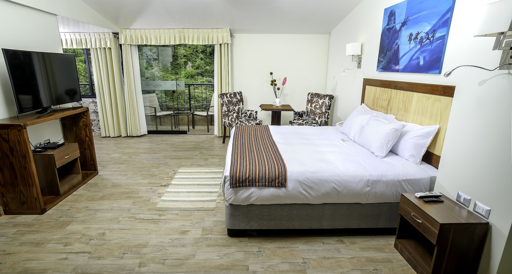 PRESIDENTIAL, SUITE, KING BED