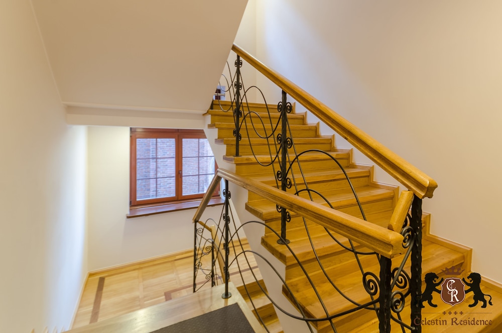 Celestin Residence 19/50