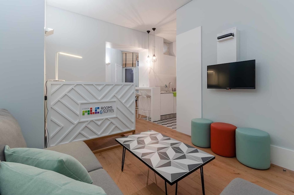 NLC Rooms and Suites 24/34