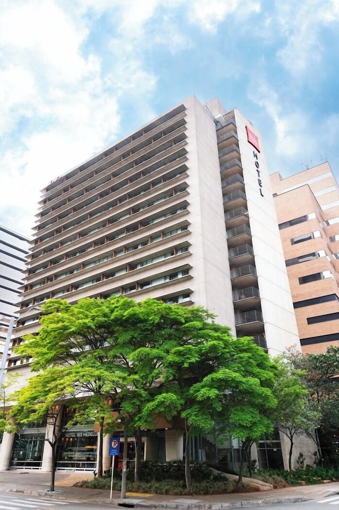 Ibis Medellin 62/67