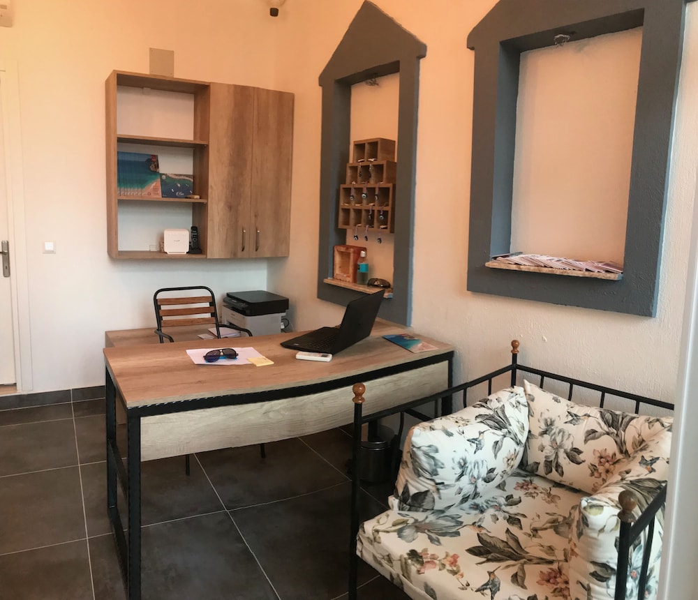 Dekatria Rooms & Aparts 36/50