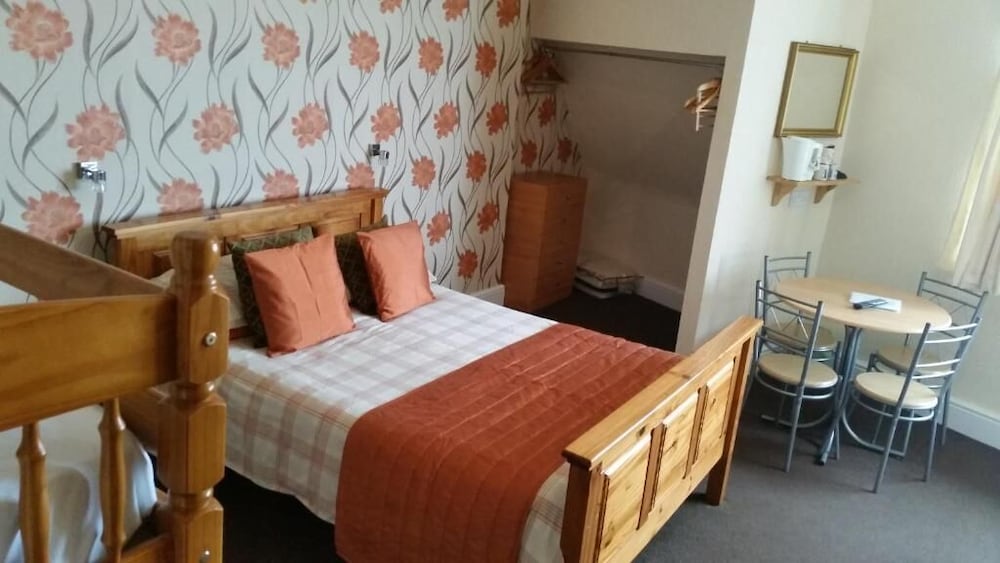 The Sands Hotel 28/50